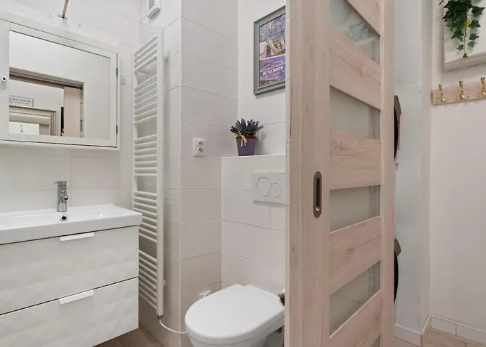 Cozy 2 Bedroom Flat In * Praga