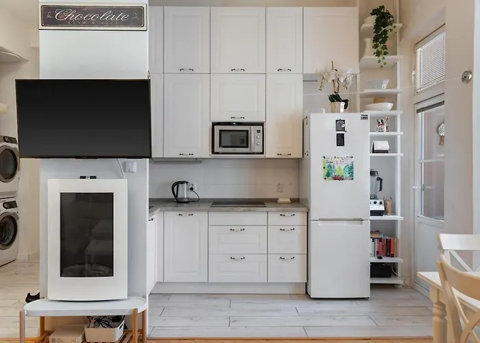 Cozy 2 Bedroom Flat In * Prague