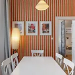 Cozy 2 Bedroom Flat In Prague