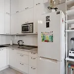 Cozy 2 Bedroom Flat In Apartment