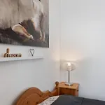 Cozy 2 Bedroom Flat In *