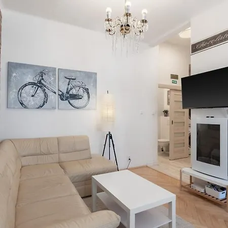 Apartman Cozy 2 Bedroom Flat In